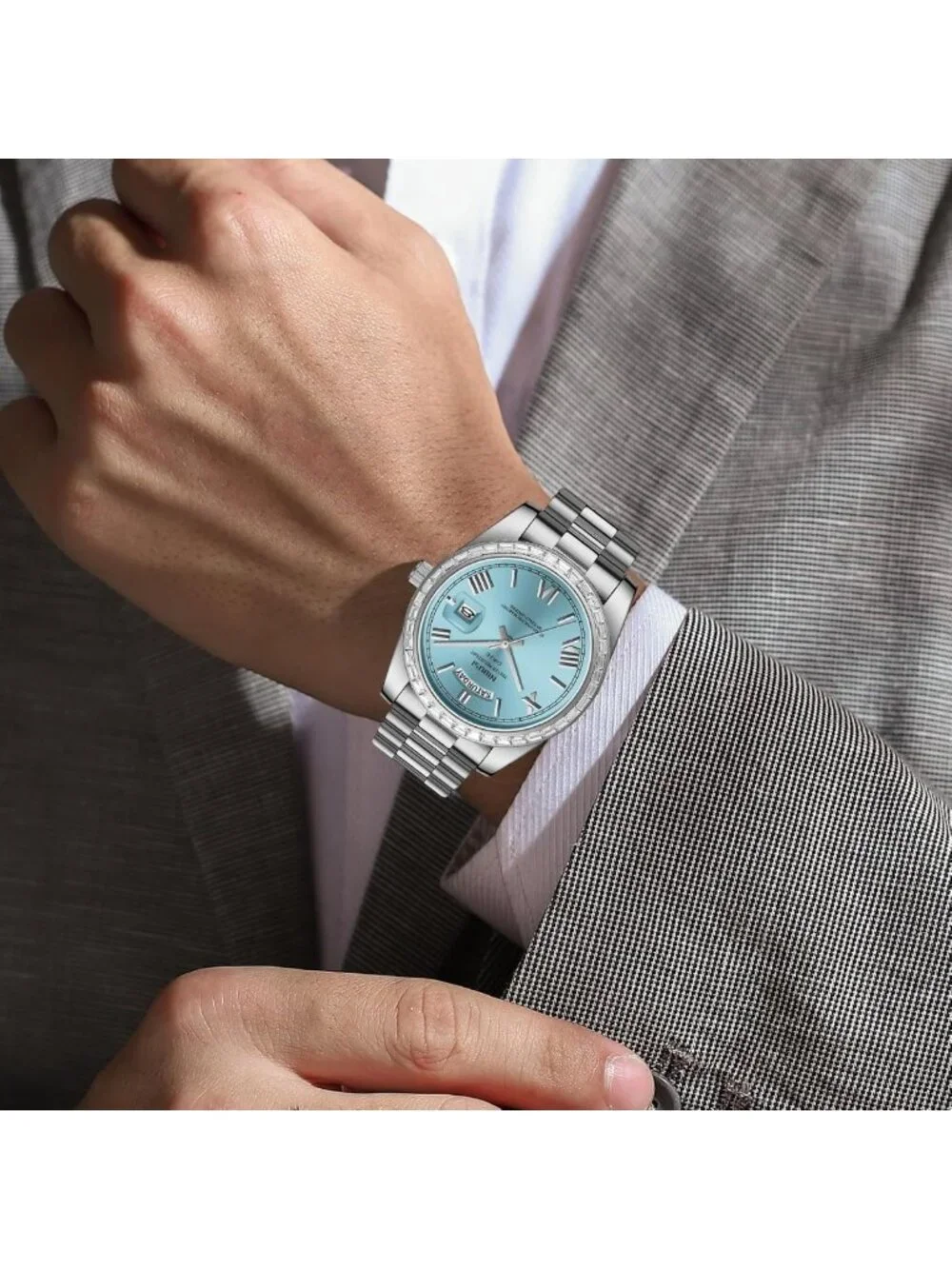 Stylish Men's Rose Gold Analog Quartz Watch, Stainless Steel, Day Date Feature